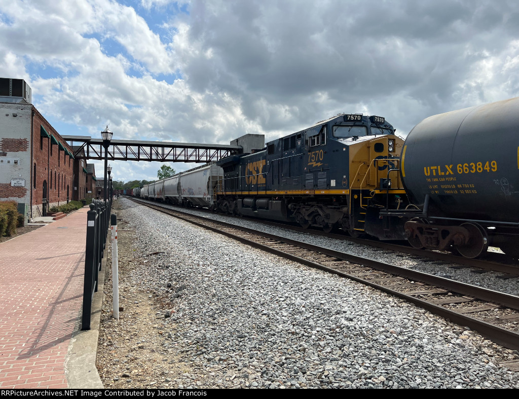 CSX 7570